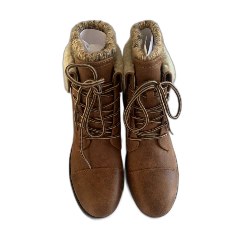 CLIFFS  by White Mountain Women's  Hiking Style Boot